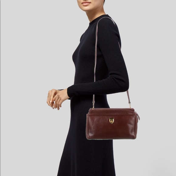 MARK CROSS Grained Leather Crossbody Bag - Picture 4 of 5